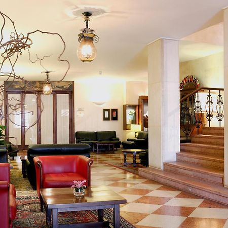 Astoria Hotel Italia Ούντινε Εξωτερικό φωτογραφία