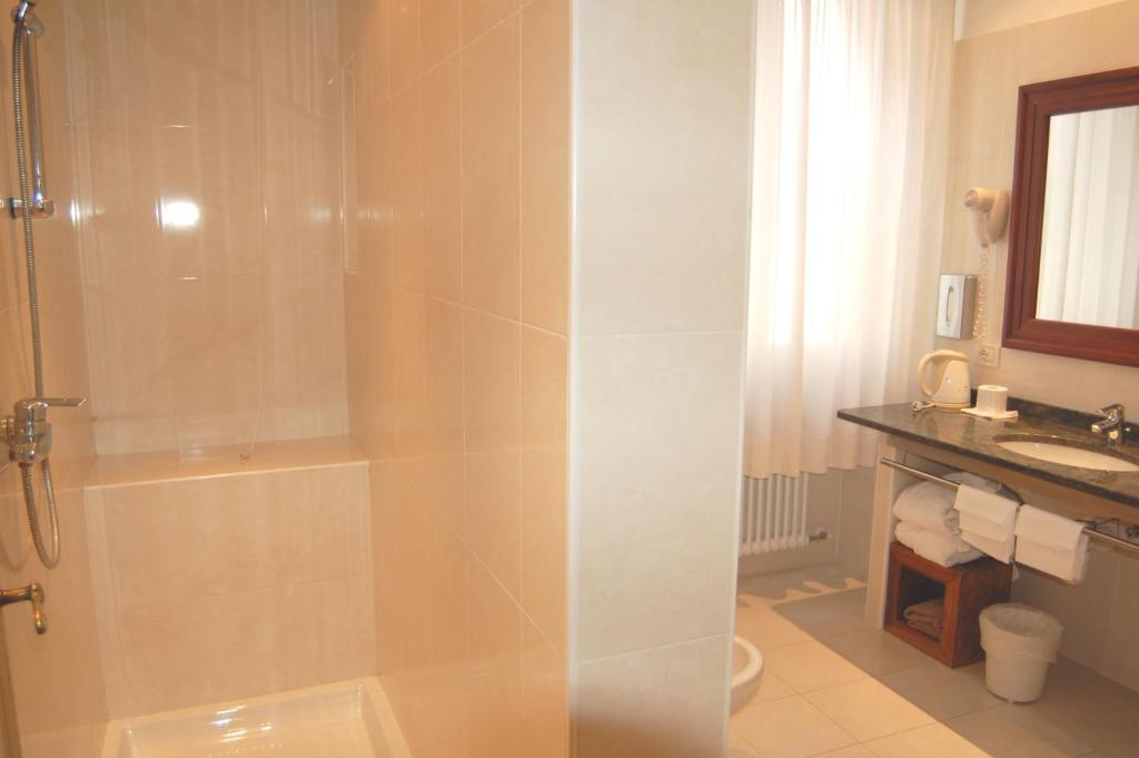 Astoria Hotel Italia Ούντινε Δωμάτιο φωτογραφία