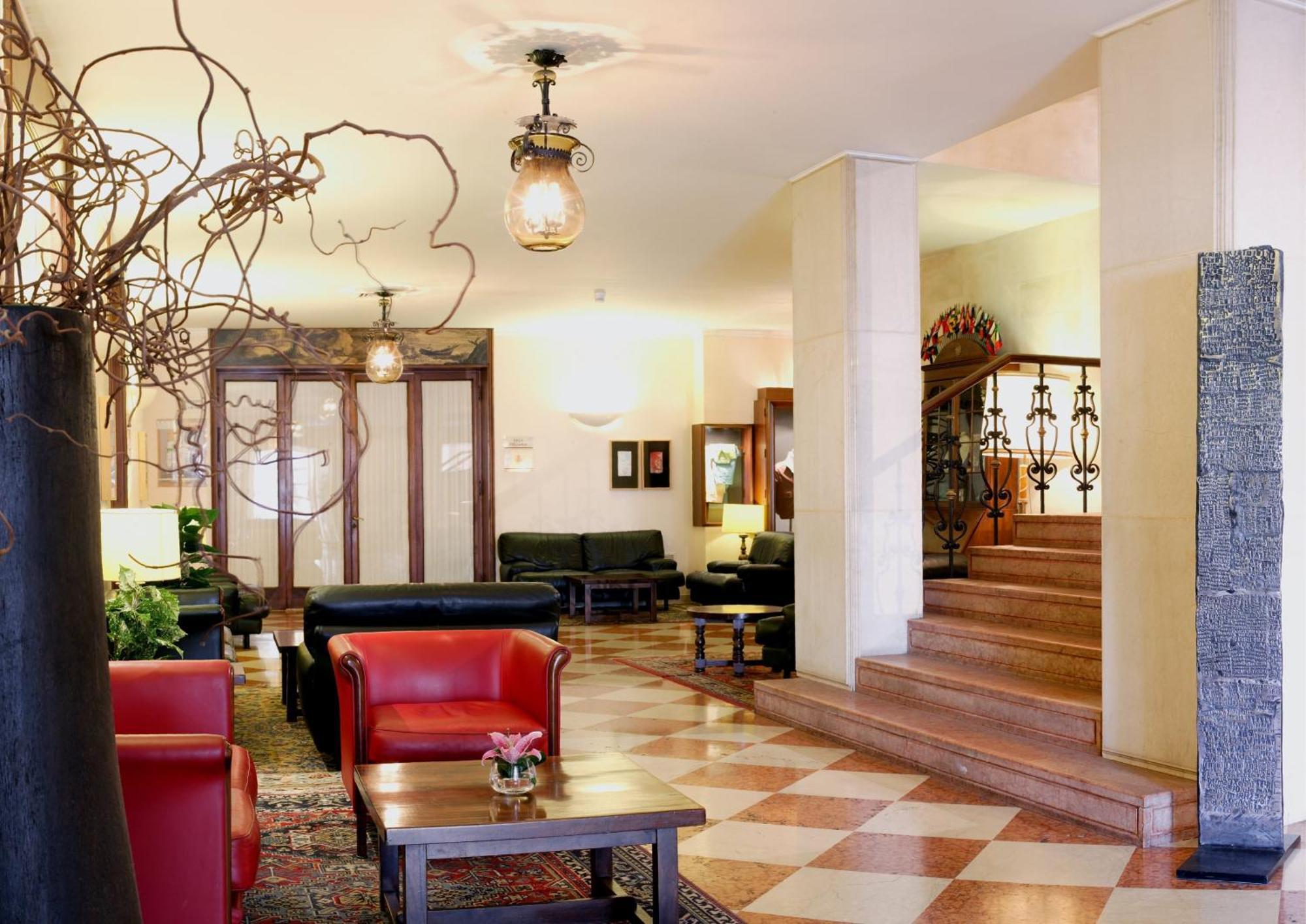 Astoria Hotel Italia Ούντινε Εξωτερικό φωτογραφία